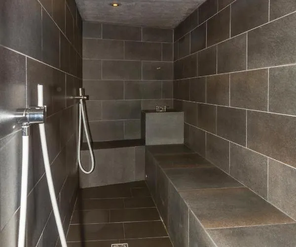 Exclusive Near Ischgl With Area In House 公寓 *