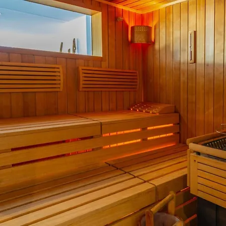 Exclusive Near Ischgl With Area In House Lägenhet